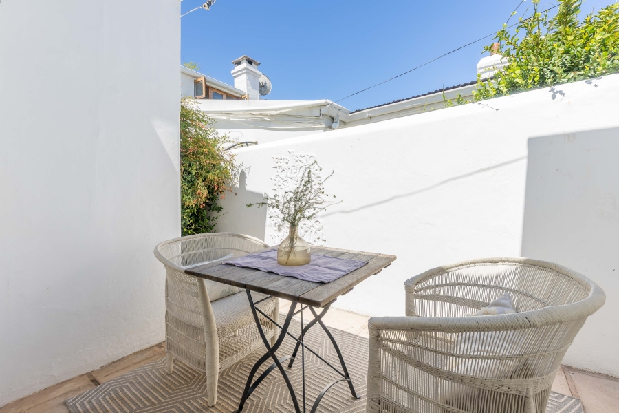 To Let 2 Bedroom Property for Rent in Tamboerskloof Western Cape